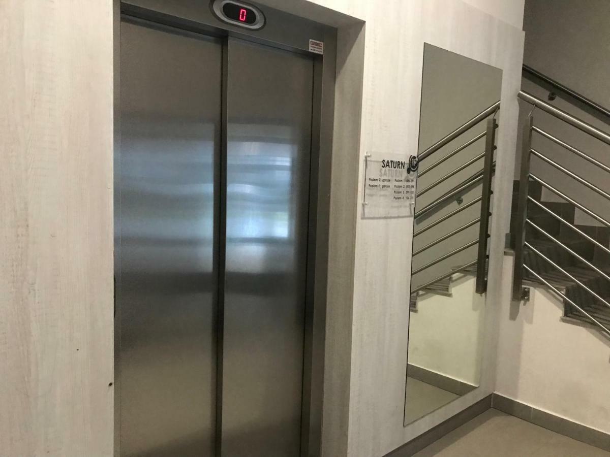 Apartment Centre 108 *